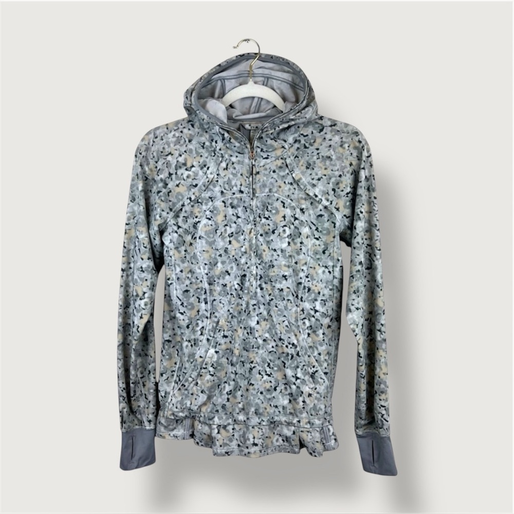 Lululemon | 4 | Lightened Up Pullover | 4 | Athleisure | Sporty | Activewear